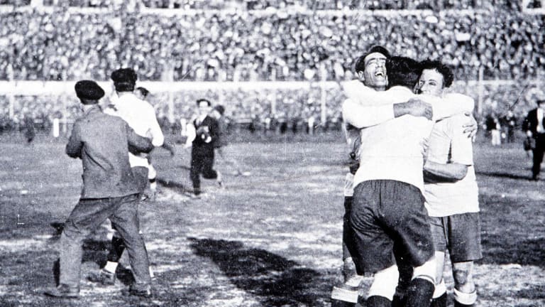 Uruguay celebra su triunfo en la Copa del Mundo de 1930. Fuente de la imagen FIFA
