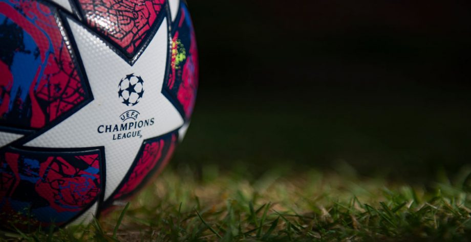 Balón de la fase final de la Champions League 2020