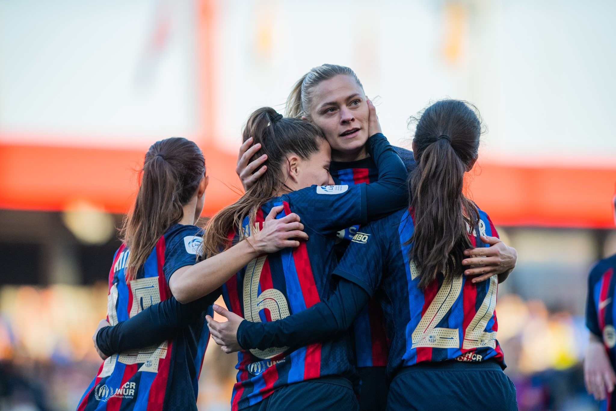 El Barça ha vuelto a golear en un partido de liga, prolongando así su racha de 53 partidos sin perder en competición doméstica. Créditos: Twitter FCBfemeni