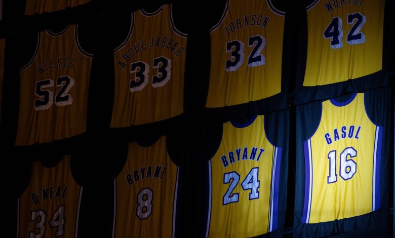 Retirada la camiseta de Pau Gasol en Los Angeles Lakers