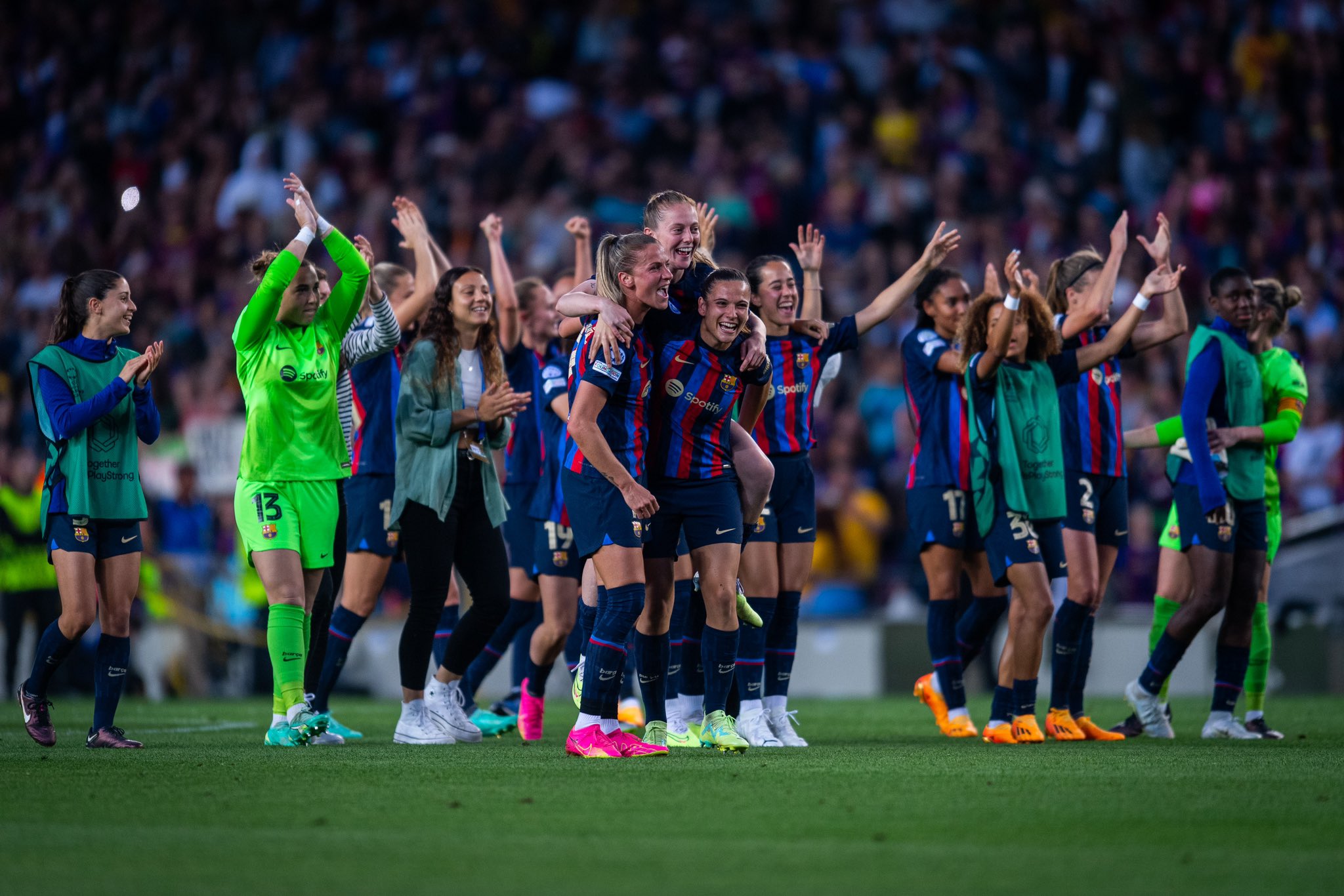 El Barça femenino empató en casa contra el Chelsea, pero vencen 2-1 en el global de la eliminatoria y ya están en la final de Champions.
