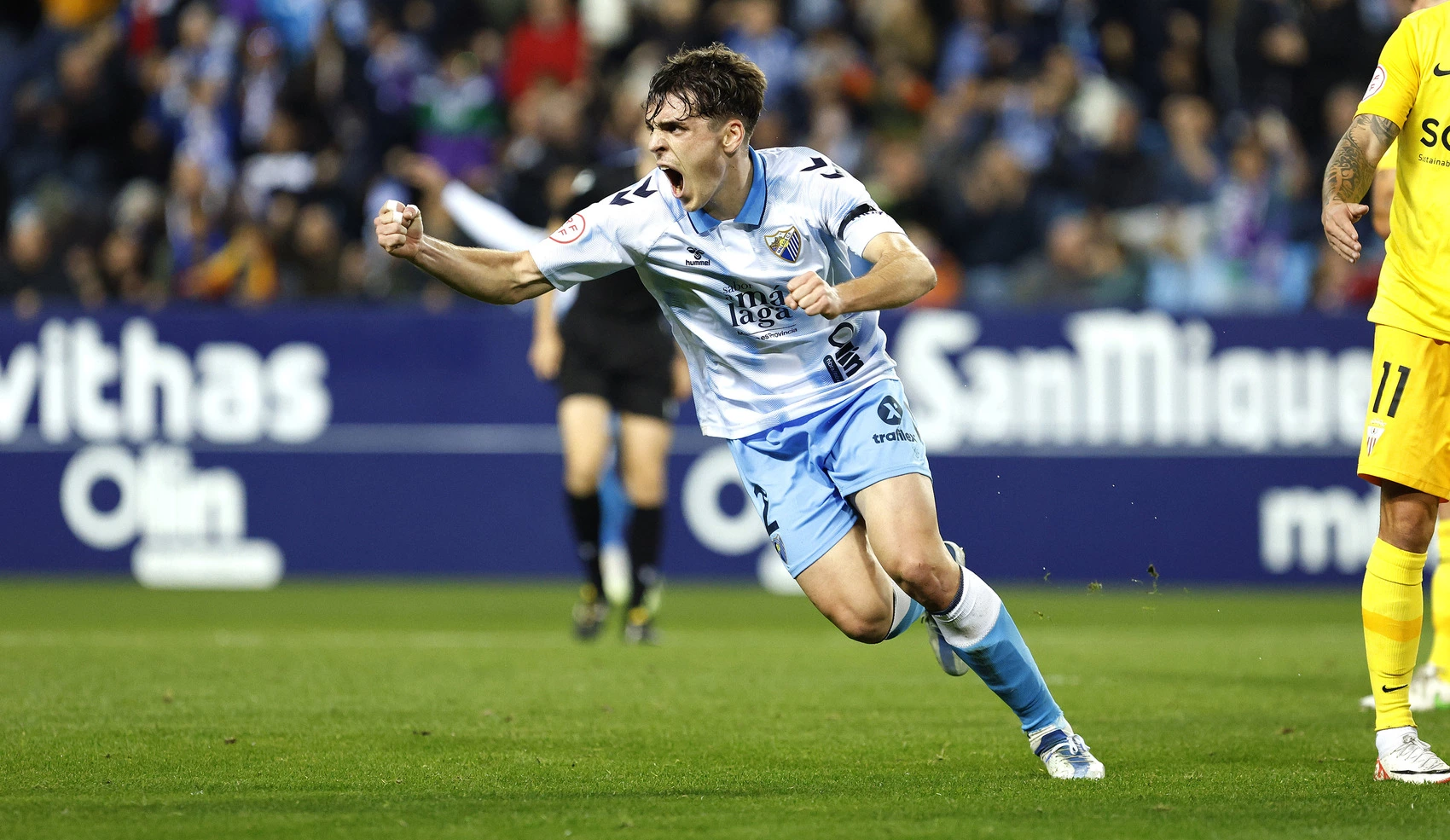 Jokin Gabilondo celebrando el primer gol.