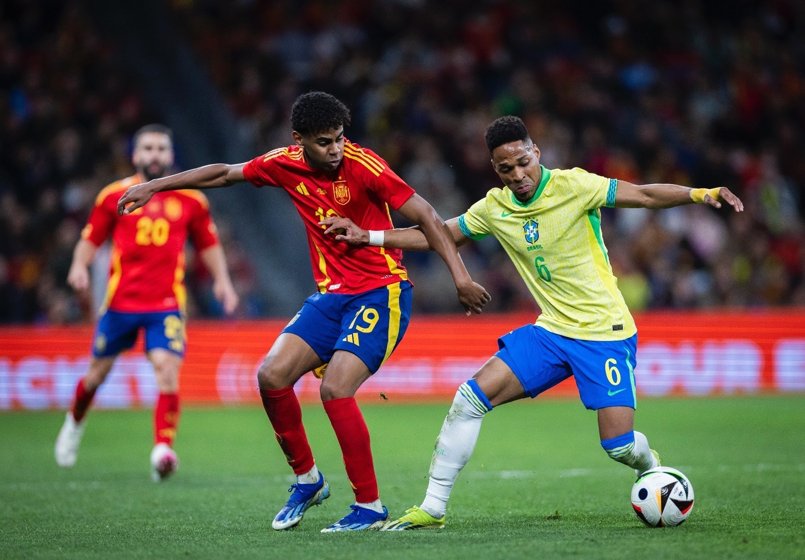 Lamine Yamal, España. Imagen vía: Selección Española.