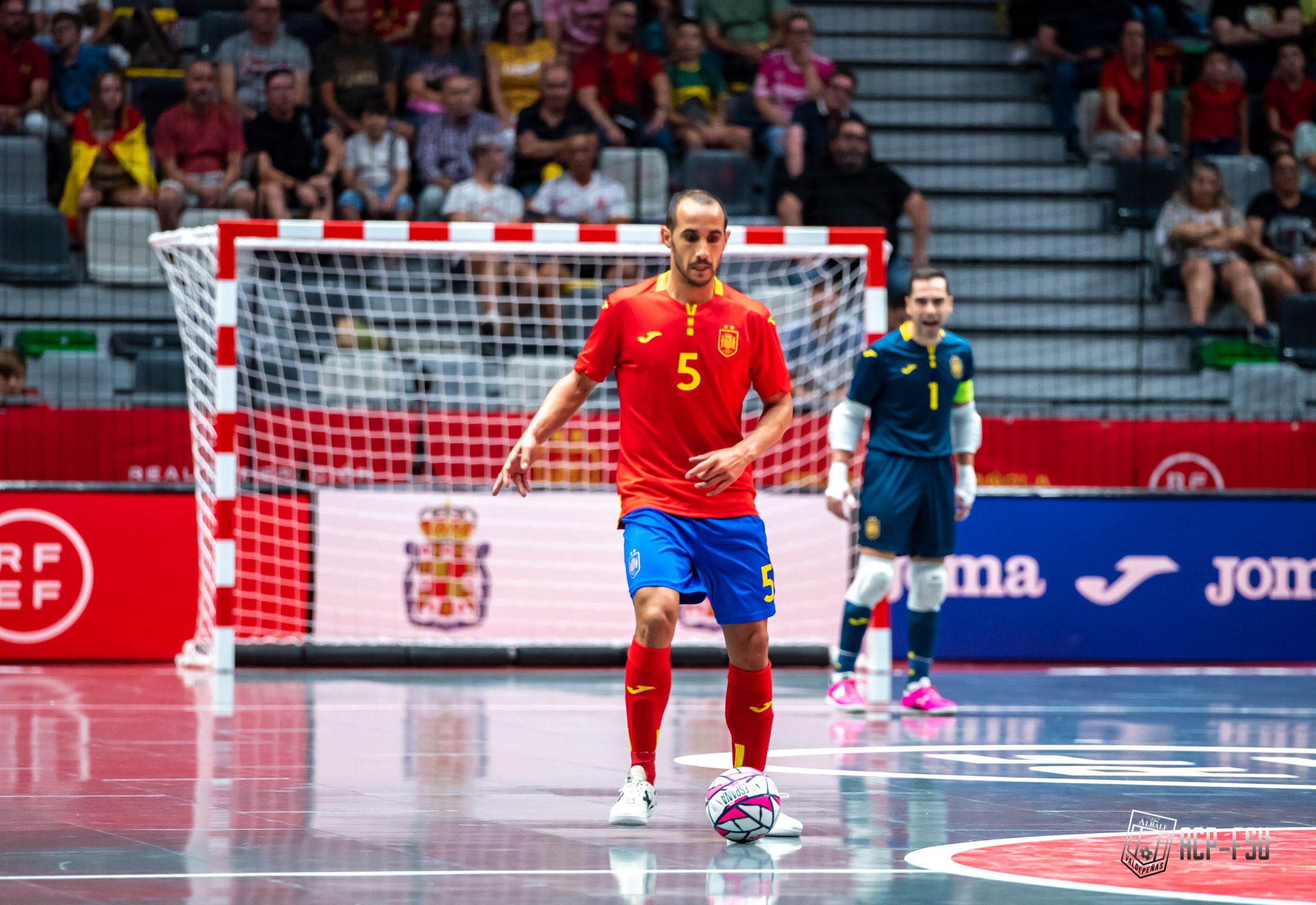 La Selección de España, dirigida por Fede Vidal, logró someter a una de las grandes selecciones a nivel mundial, como es la de Paraguay