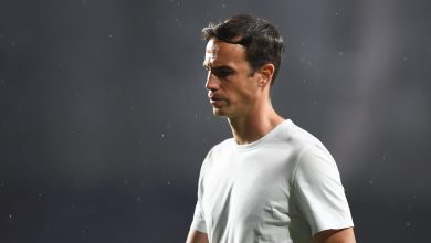 MADRID, SPAIN - MAY 05: Inigo Perez, Head Coach of Rayo Vallecano, shows his disappointment on the fianl whistle after Rayo lost 1-0 to UD Almeria during the LaLiga EA Sports match between Rayo Vallecano and UD Almeria at Estadio de Vallecas on May 05, 2024 in Madrid, Spain. (Photo by Denis Doyle/Getty Images) (Photo by Denis Doyle/Getty Images)