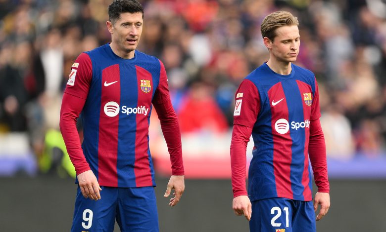 El FC Barcelona enfrenta un inicio complicado en la Eurocopa 2024, con dos de sus jugadores estrella afectados por lesiones en los días previos al torneo. Robert Lewandowski y de Jong