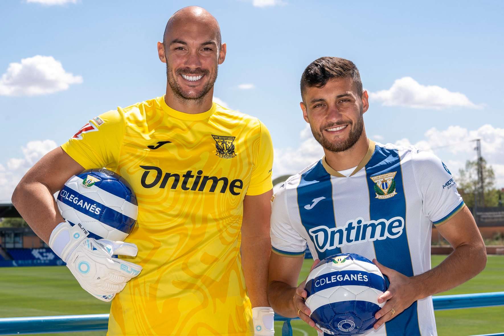 Dmitrovic y Óscar Rodríguez. CD Leganés.