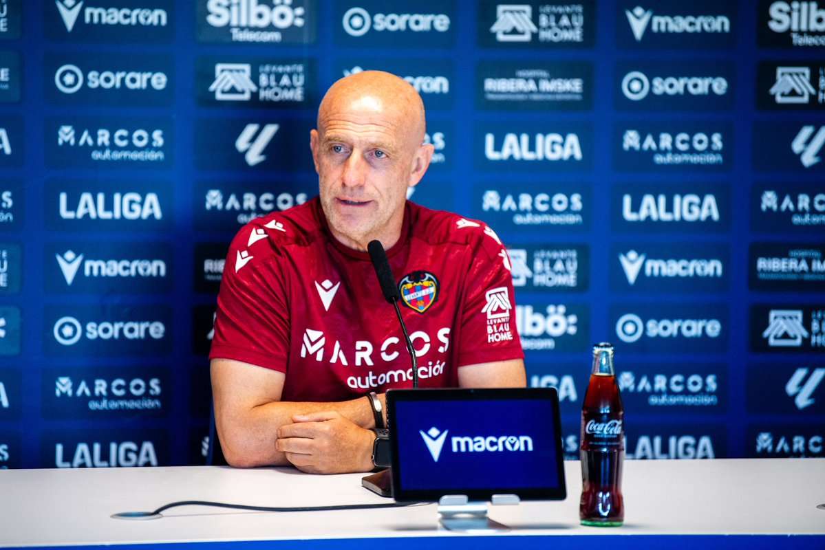 Julián Calero. Levante UD.