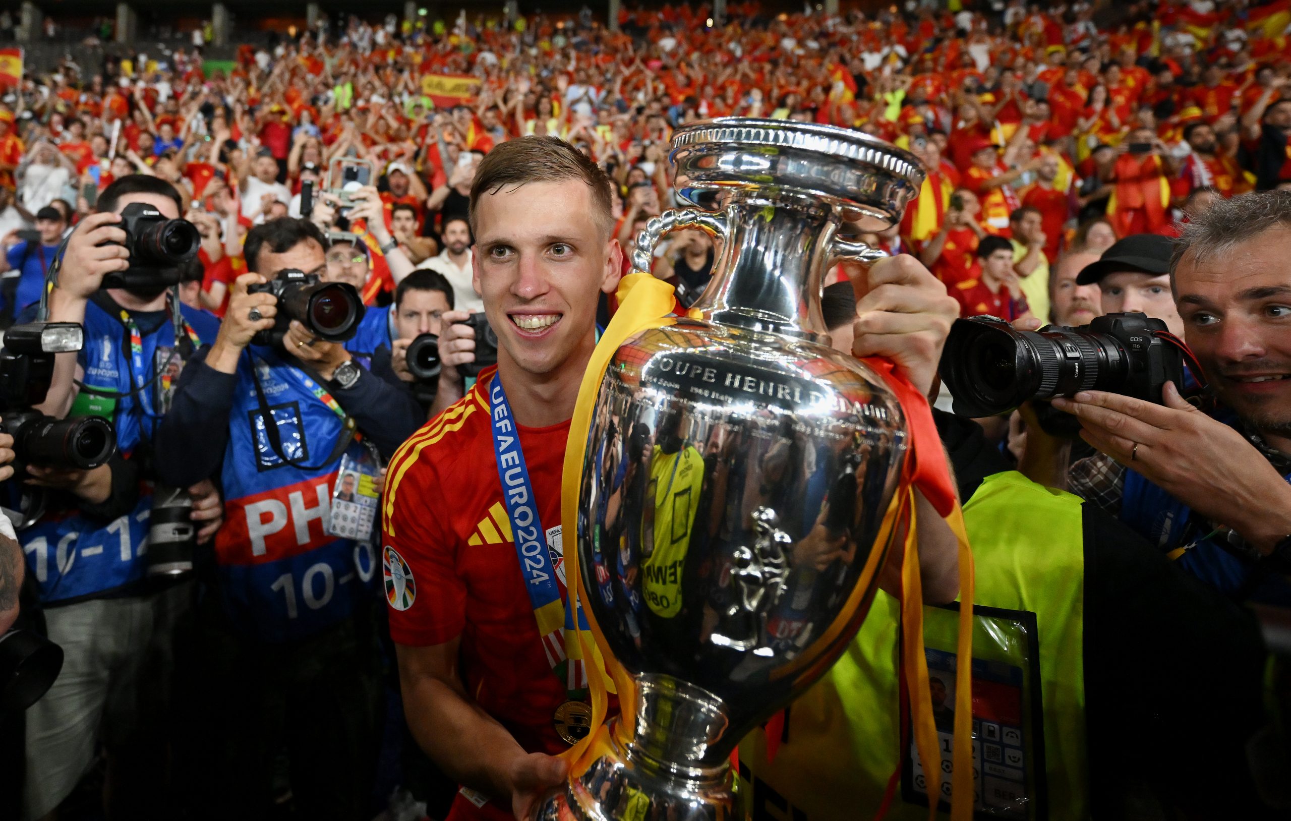 Dani Olmo Barça acuerdo