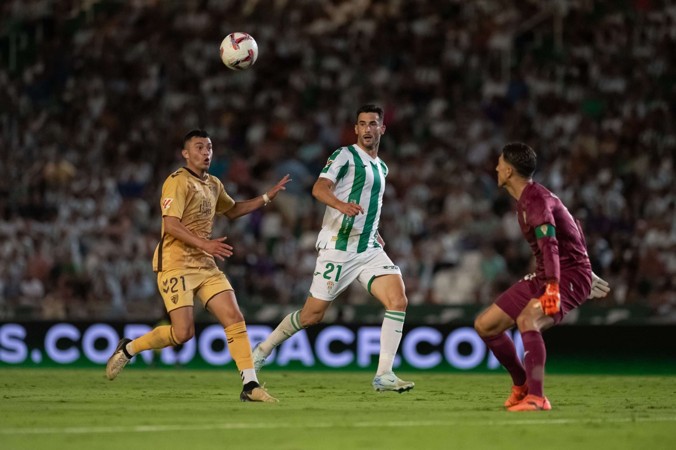 Córdoba CF - Málaga CF. Vía Málaga CF.