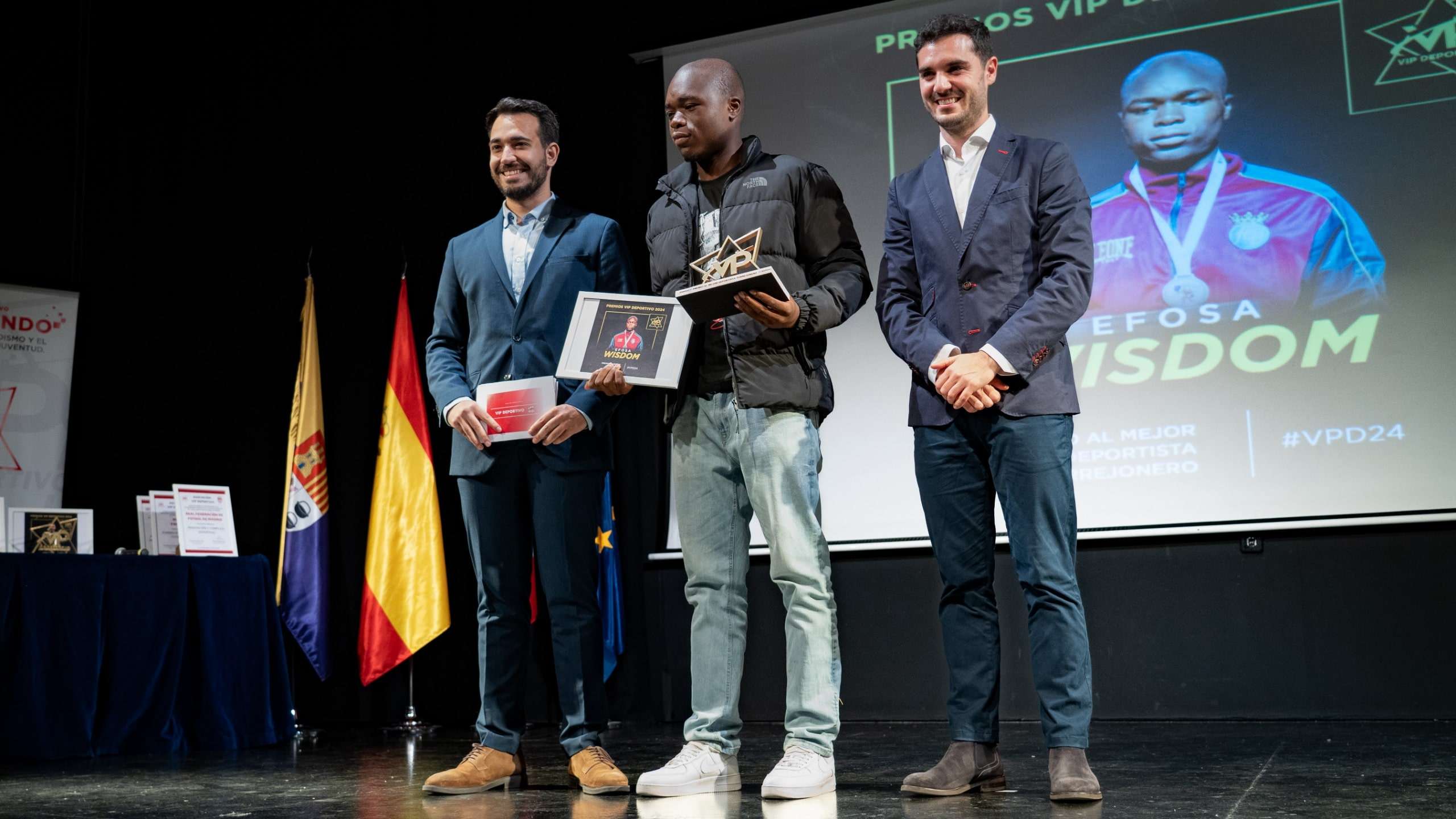 Efosa Wisdom Premios VIP Deportivo