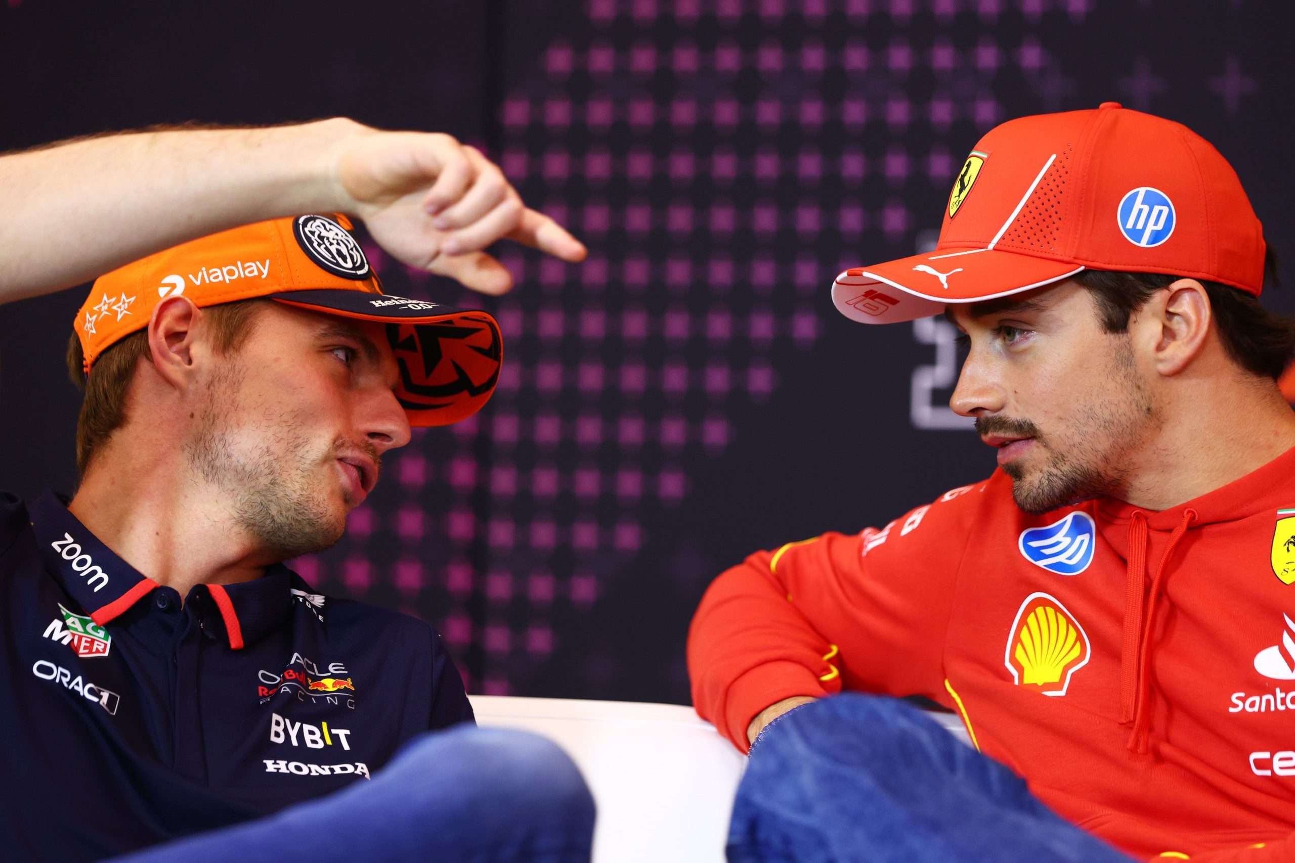 Los pilotos se unen contra la FIA