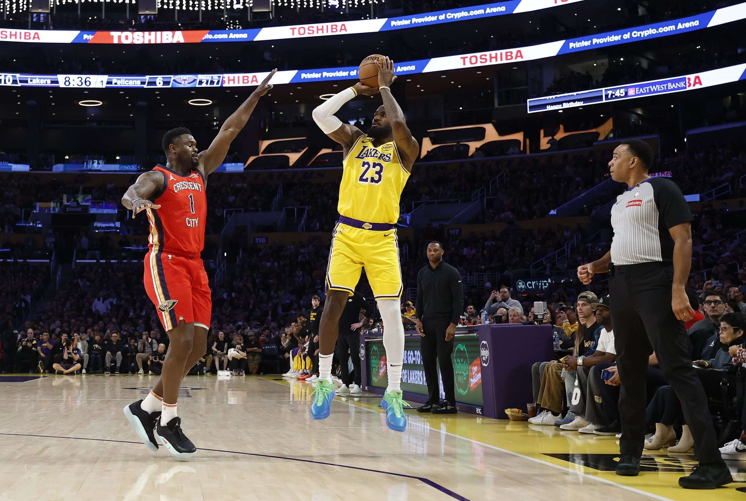 LOS ANGELES, CALIFORNIA - MARCH 04: LeBron James #23 of the Los Angeles Lakers shoots a 3-point basket to score his 50,002 NBA regular season and playoff career points during the first half against Zion Williamson #1 of the New Orleans Pelicans at Crypto.com Arena on March 04, 2025 in Los Angeles, California. NOTE TO USER: User expressly acknowledges and agrees that, by downloading and or using this photograph, User is consenting to the terms and conditions of the Getty Images License Agreement. (Photo by Ronald Martinez/Getty Images)