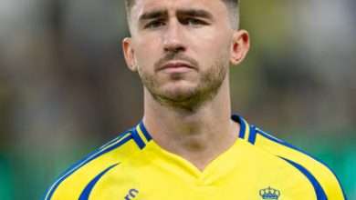 RIYADH, SAUDI ARABIA - FEBRUARY 7: Aymeric Laporte of Al-Nassr FC during line up prior to the Saudi Pro League match between Al-Nassr and Al-Fayha at Al Awwal Park on February 7, 2025 in Riyadh, Saudi Arabia.
