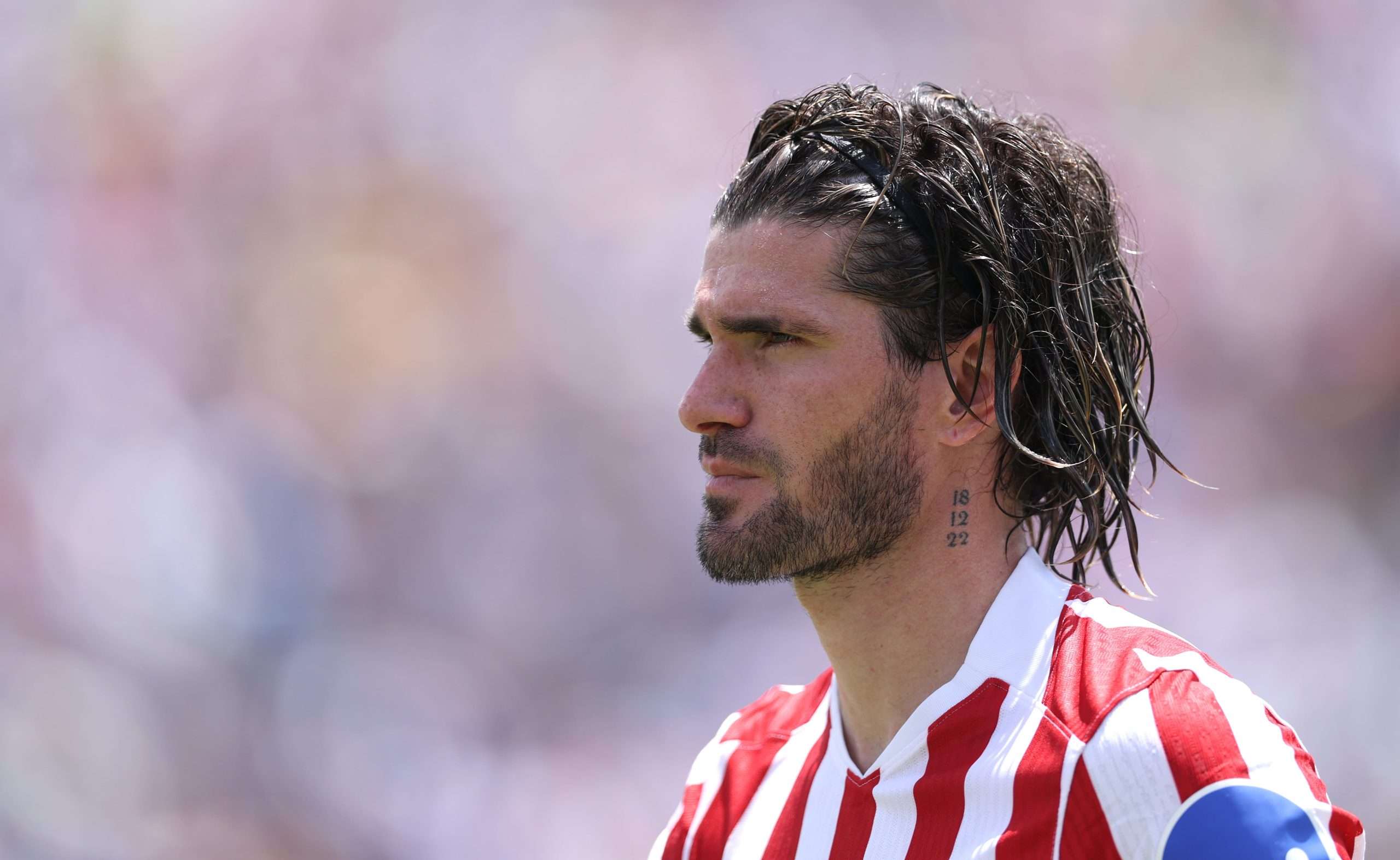 PASADENA, CALIFORNIA - JUNE 23: Rodrigo De Paul of Atletico De Madrid looks on during the FIFA Club World Cup 2025 group B match between Club Atletico de Madrid and Botafogo FR at Rose Bowl Stadium on June 23, 2025 in Pasadena, California. (Photo by Stu Forster/Getty Images)