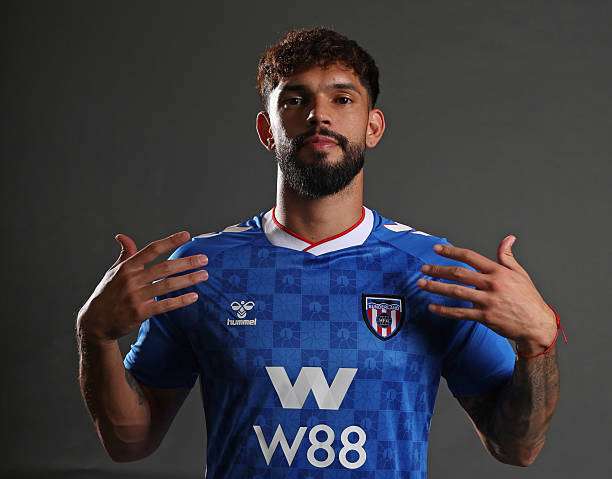 SUNDERLAND, ENGLAND - AUGUST 11: In this image released on August 12, 2025, Omar Alderete poses under studio lights at The Academy of Light after signing for Sunderland AFC on August 11, 2025 in Sunderland, England. (Photo by Ian Horrocks/Sunderland AFC via Getty Images)
