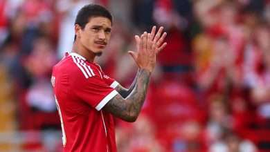 LIVERPOOL, ENGLAND - AUGUST 04: Darwin Nunez of Liverpool applauds the supporters as he leaves the field after being substituted during the pre-season friendly match between Liverpool v Athletic Club Bilbao at Anfield on August 04, 2025 in Liverpool, England.