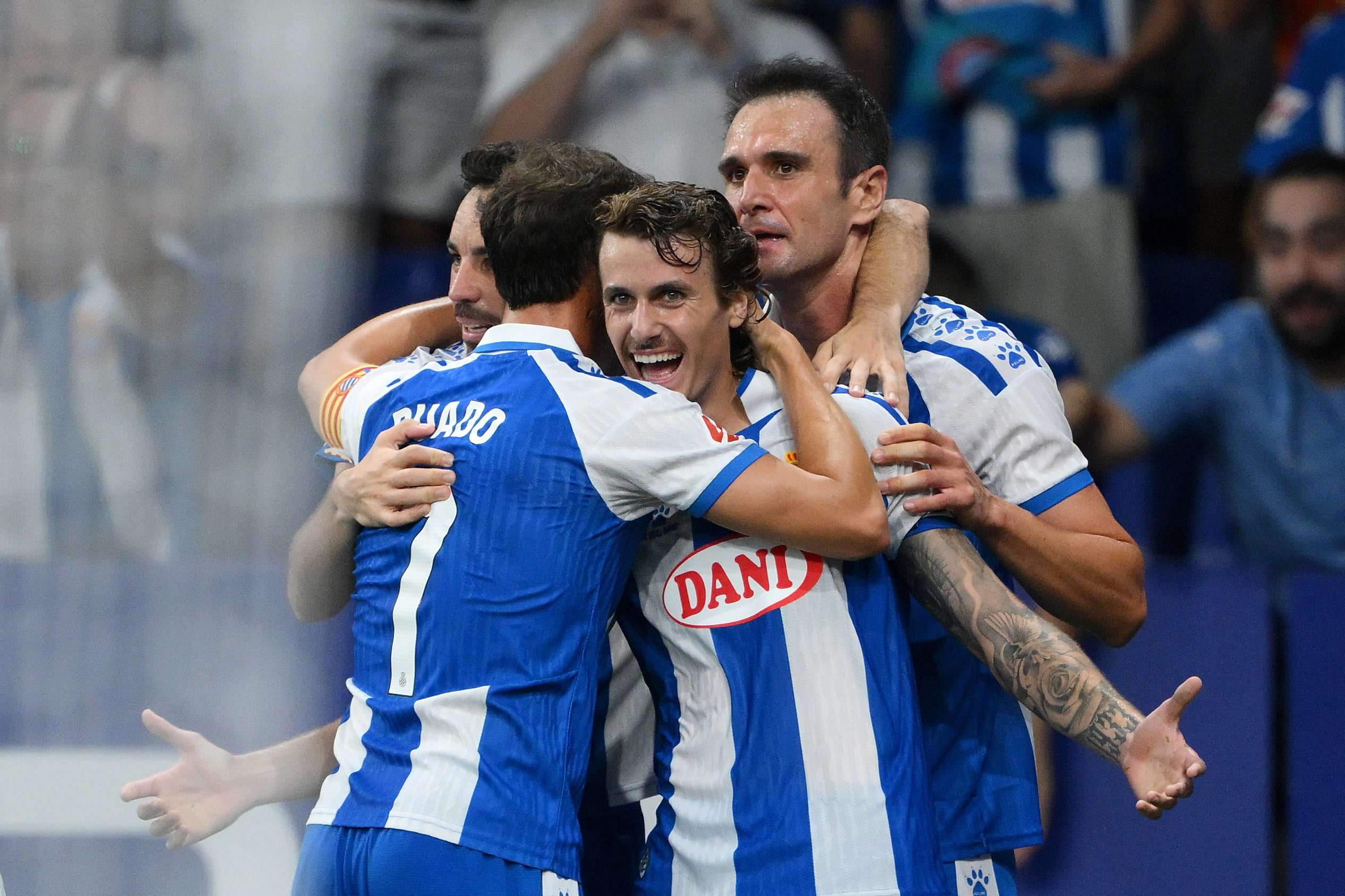 BARCELONA, SPAIN - AUGUST 31: Carlos Romero of RCD Espanyol celebrates scoring his team's first goal during the LaLiga EA Sports match between RCD Espanyol de Barcelona and CA Osasuna at RCDE Stadium on August 31, 2025 in Barcelona, Spain. (Photo by David Ramos/Getty Images)