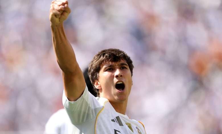EAST RUTHERFORD, NEW JERSEY - JULY 05: Gonzalo Garcia #30 of Real Madrid celebrates scoring his team's first goal during the FIFA Club World Cup 2025 quarter-final match between Real Madrid CF and Borussia Dortmund at MetLife Stadium on July 05, 2025 in East Rutherford, New Jersey. (Photo by Luke Hales/Getty Images)