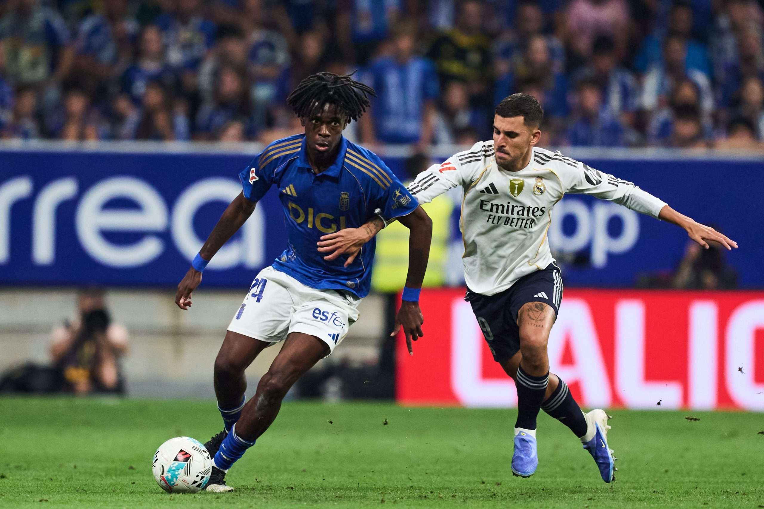 Dani Ceballos frente al Oviedo