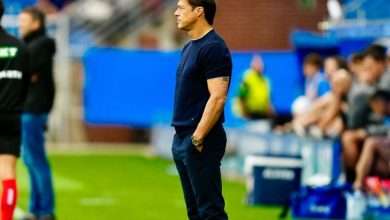 Matías Almeyda durante el partido entre el Sevilla y el Deportivo Alavés