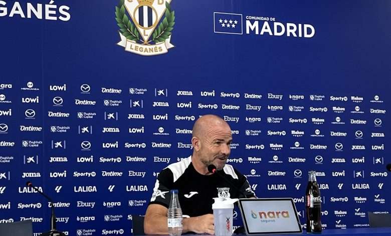 Paco López en la rueda de prensa