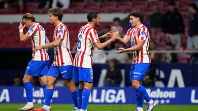 MADRID, SPAIN - SEPTEMBER 24: Julian Alvarez of Atletico de Madrid celebrates scoring his team's first goal with teammate Koke during the LaLiga EA Sports match between Atletico de Madrid and Rayo Vallecano de Madrid at Riyadh Air Metropolitano on September 24, 2025 in Madrid, Spain.