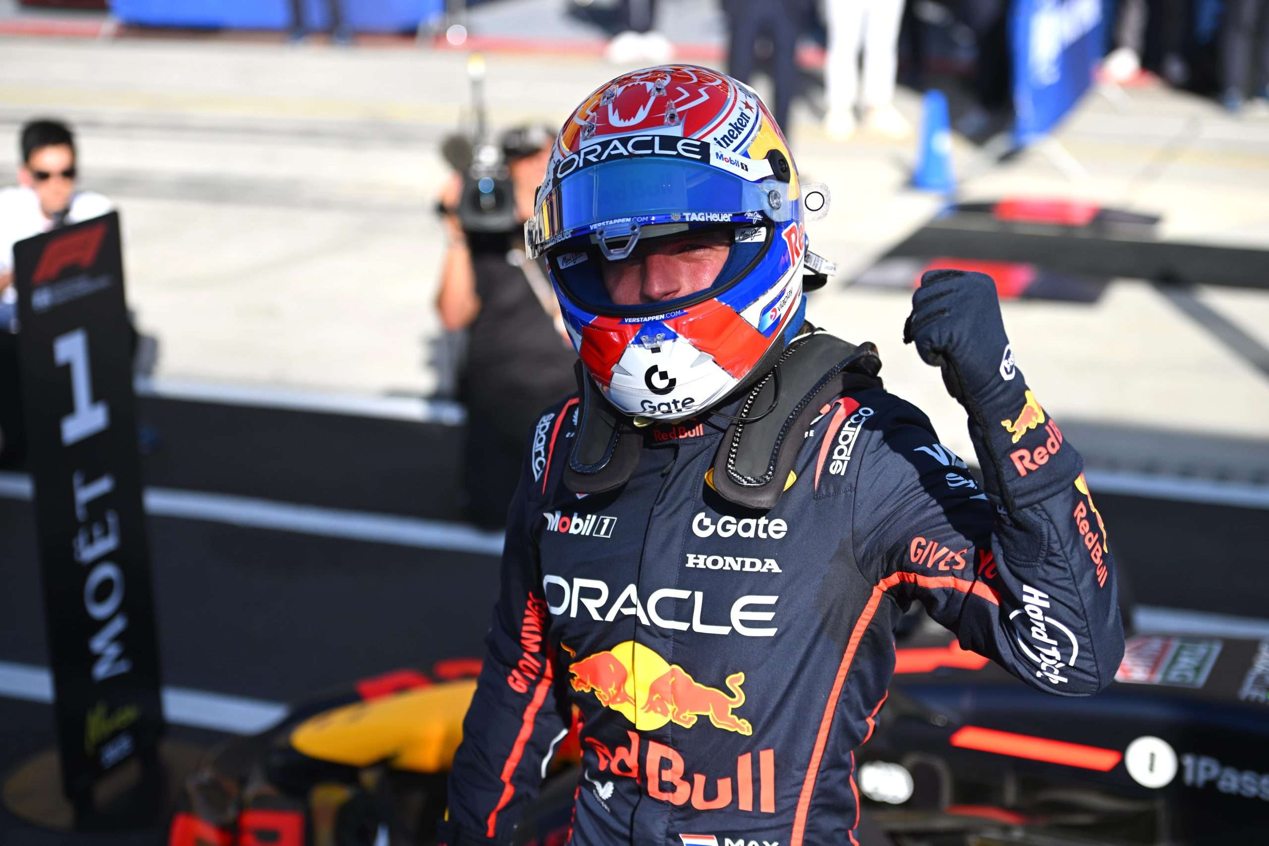Max Verstappen se lleva la pole en Monza