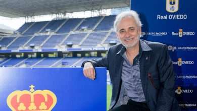 Jesús Martínez durante una reudea de prensa del Real Oviedo