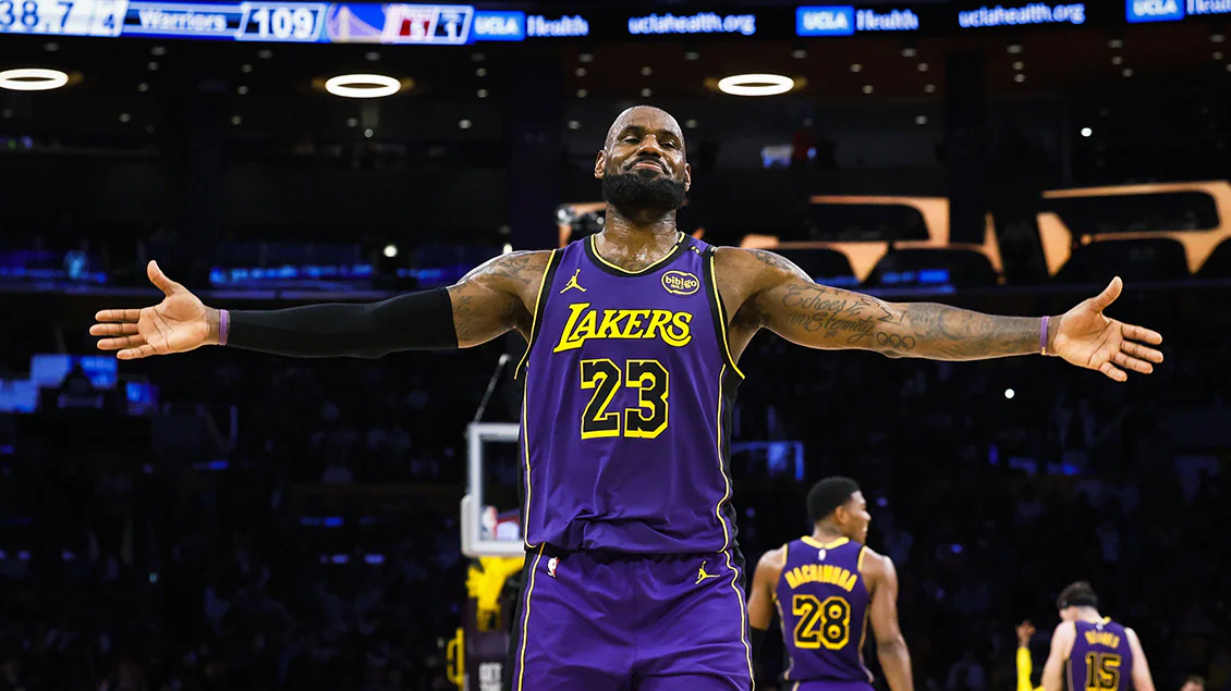 LeBron James celebrando con los Lakers