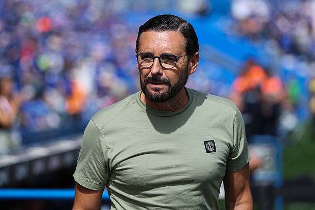 GETAFE, SPAIN - SEPTEMBER 27: Jose Bordalas, head coach of Getafe CF, looks on during the Spanish League, LaLiga EA Sports, football match played between Getafe CF and Levante UD at Coliseum stadium on September 27, 2025, in Getafe, Madrid, Spain. (Photo By Irina R. Hipolito/Europa Press via Getty Images)