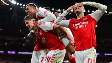 LONDON, ENGLAND - OCTOBER 21: Viktor Gyokeres of Arsenal celebrates with teammates after scoring their side's fourth goal during the UEFA Champions League 2025/26 League Phase MD3 match between Arsenal FC and Atletico de Madrid at Arsenal Stadium on October 21, 2025 in London, England. (Photo by James Gill - Danehouse/Getty Images)