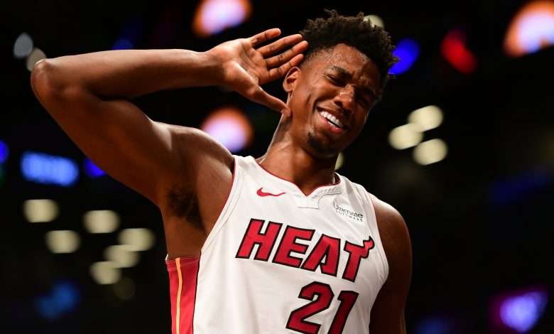 NEW YORK, NY - NOVEMBER 14: Hassan Whiteside #21 of the Miami Heat motions for the fans to get louder during the final moments of the game against Brooklyn Nets at Barclays Center on November 14, 2018 in the Brooklyn borough of New York City. The Heat won 120-107. (Photo by Sarah Stier/Getty Images)