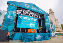 Los Miami Dolphins toman la Plaza de España