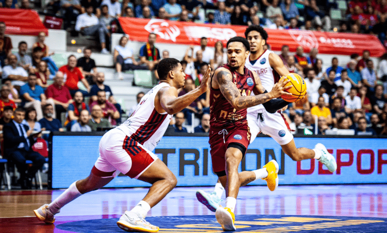 Jordan Davis con el UCAM Murcia en la Liga ACB