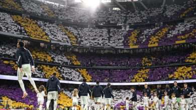 MADRID, SPAIN - OCTOBER 26: Real Madrid CF players walk onto the pitch prior to the LaLiga EA Sports match between Real Madrid CF and FC Barcelona at Estadio Santiago Bernabeu on October 26, 2025 in Madrid, Spain. (Photo by David Ramos/Getty Images)