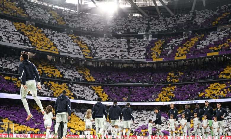MADRID, SPAIN - OCTOBER 26: Real Madrid CF players walk onto the pitch prior to the LaLiga EA Sports match between Real Madrid CF and FC Barcelona at Estadio Santiago Bernabeu on October 26, 2025 in Madrid, Spain. (Photo by David Ramos/Getty Images)