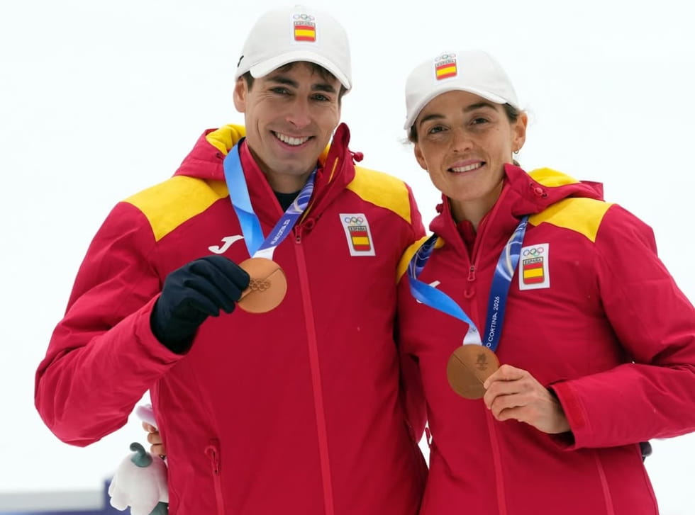 Los atletas españoles ganan el bronce en esquí mixto