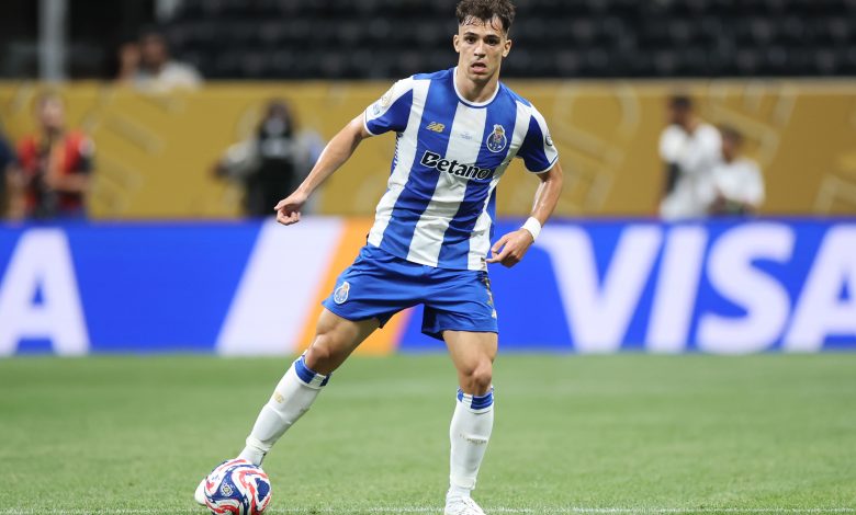 Gabri Veiga durante un partido con el Oporto