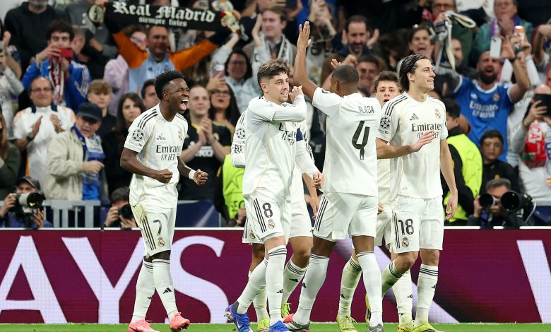 El Real Madrid supera al Benfica y se planta en octavos.