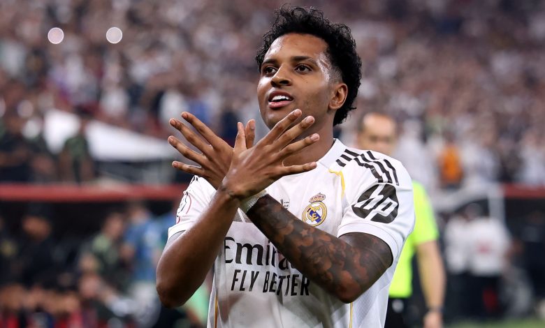 Rodrygo celebra durante el partido de la Supercopa de España frente al Atlético de Madrid