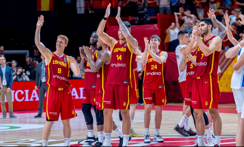 Selección española celebrando la victoria en el Preolímpico