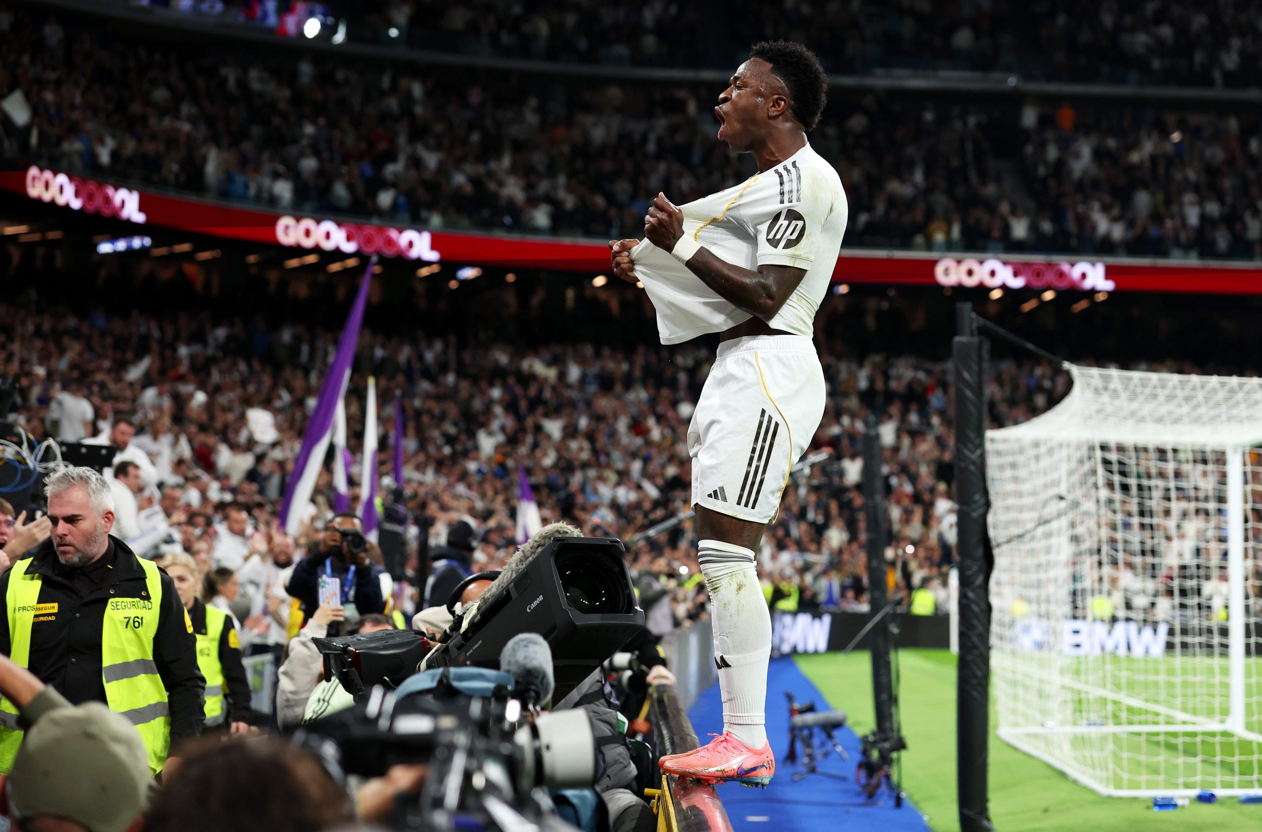 El Real Madrid se lleva el derbi