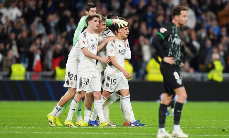 El Madrid se luce ante un Elche para olvidar.