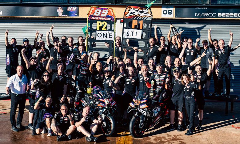 Aprilia celebrando el doblete-Aprilia