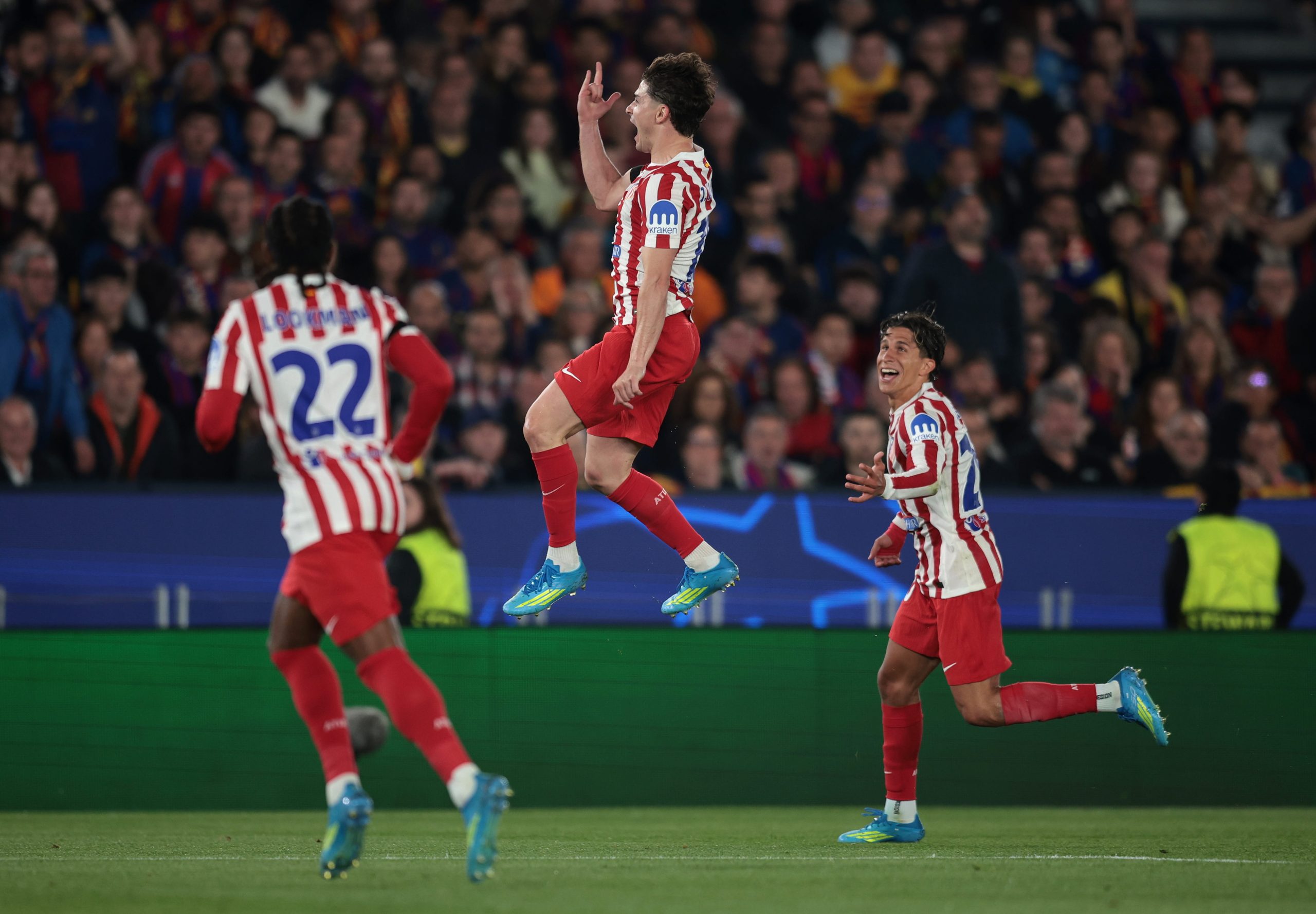 El Atlético planta medio pie en las semifinales de Champions.