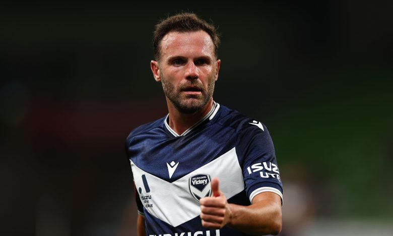 Juan Mata en un partido con Melbourne Victory