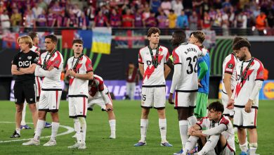 Players of Rayo Vallecano look dejected after collecting their runners up medals following the UEFA Conference League Final 2026 match between Crystal Palace FC and Rayo Vallecano de Madrid at Football Arena Leipzig on May 27, 2026 in Leipzig, Germany. (Photo by Alex Grimm/Getty Images)