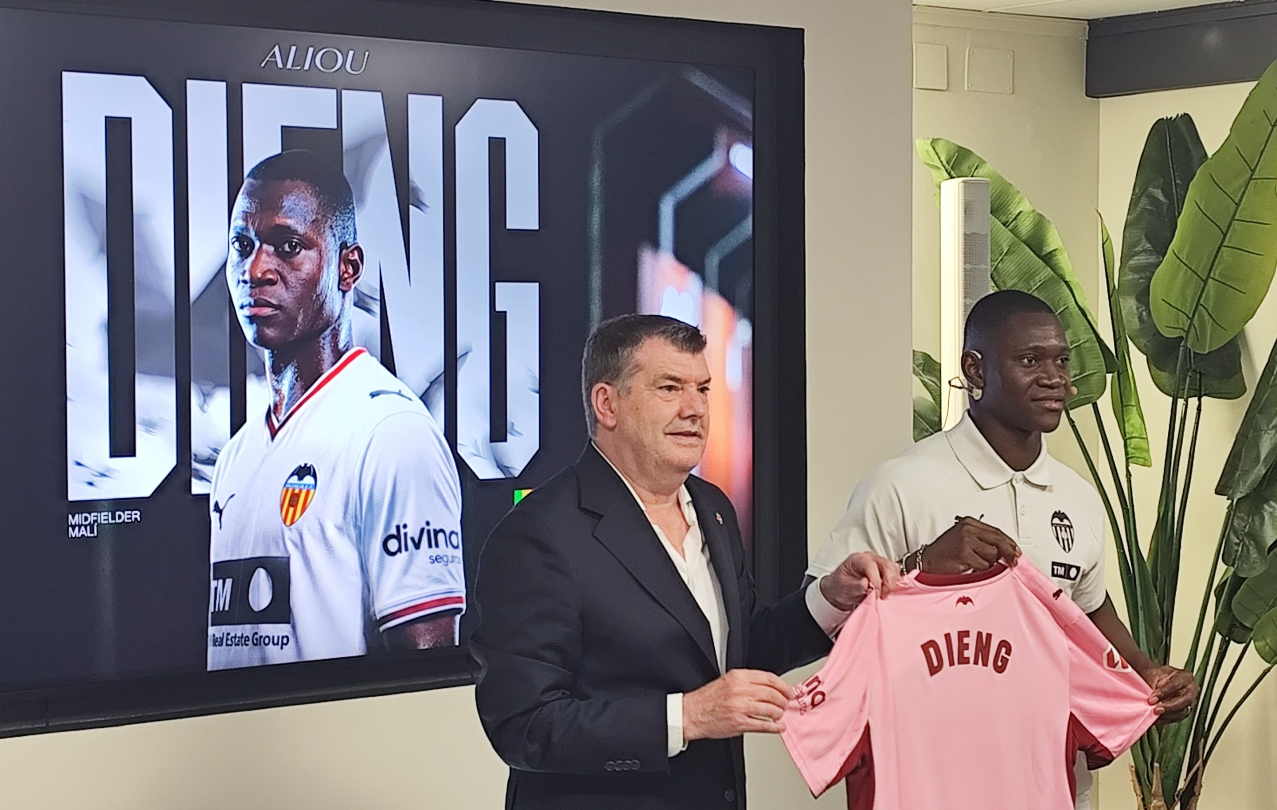 Aliou Dieng Valencia