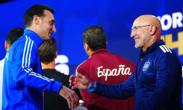 Luis de la Fuente y Lionel Scaloni. OK Diario.
